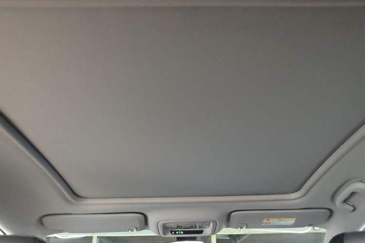 Used Chevrolet Malibu XL 2016 1.5T Dual-Clutch Ruibao Edition Headliner