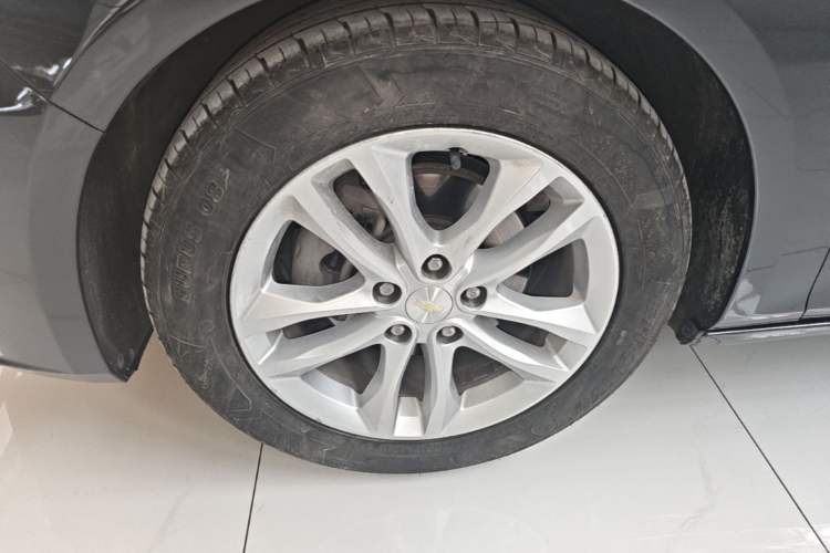 Used Chevrolet Malibu XL 2016 1.5T Dual-Clutch Ruichi Edition Left Front Wheel Hub