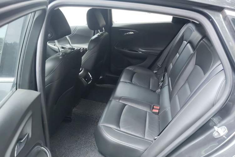 Used Chevrolet Malibu XL 2016 1.5T Dual-Clutch Ruichi Edition Left Rear Seat