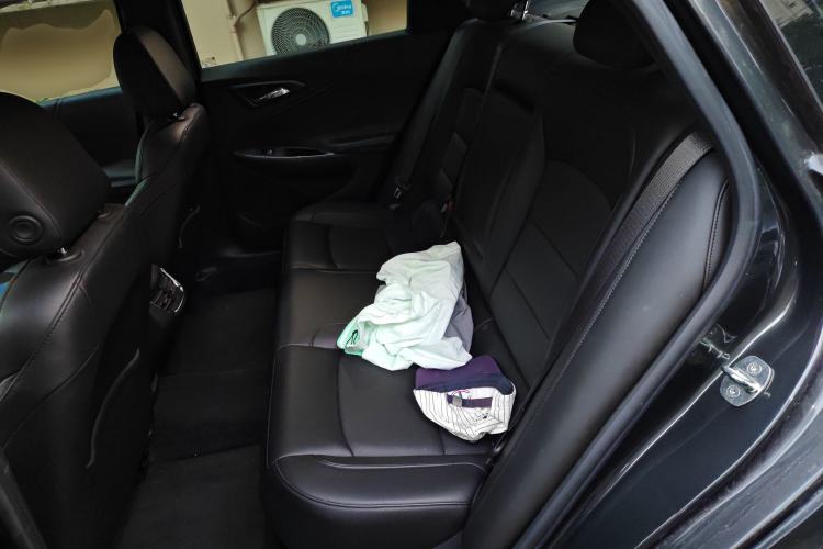 Used Chevrolet Malibu XL 2016 1.5T Dual-Clutch Ruichi Edition Left Rear Seat