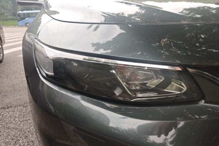 Used Chevrolet Malibu XL 2016 2.5L Automatic RuiShang Version Right Front Headlight