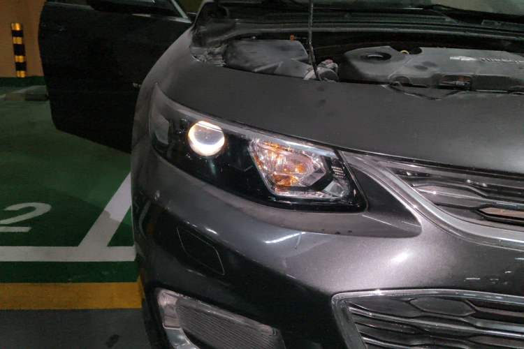 Used Chevrolet Malibu XL 2016 1.5T Dual-Clutch RuiShang Edition Right Front Headlight