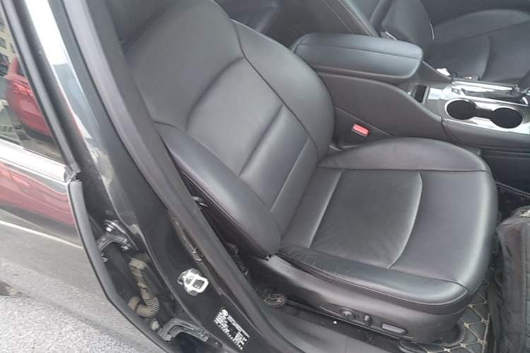 Used Chevrolet Malibu XL 2016 1.5T Dual-Clutch Ruibao Edition Right Front Seat