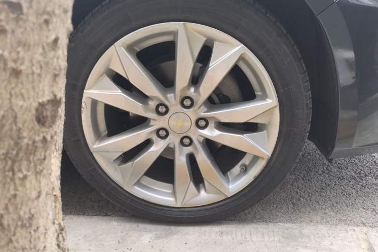 Used Chevrolet Malibu XL 2016 1.5T Dual-Clutch Ruibao Edition Right Front Wheel Hub