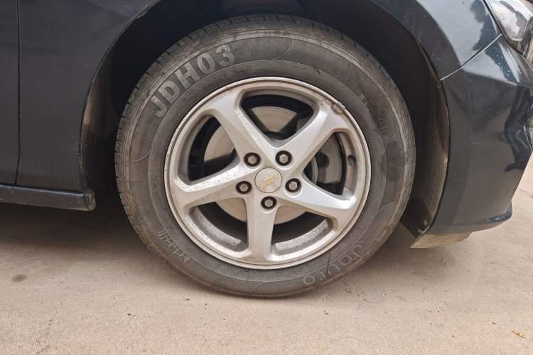 Used Chevrolet Malibu XL 2016 1.5T Dual-Clutch Enjoyment Edition Right Front Wheel Hub