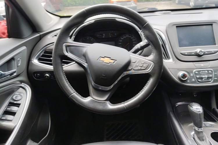 Used Chevrolet Malibu XL 2016 1.5T Dual-Clutch Ruichi Edition Steering Wheel