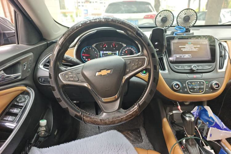 Used Chevrolet Malibu XL 2016 1.5T Dual-Clutch Ruibao Edition Steering Wheel