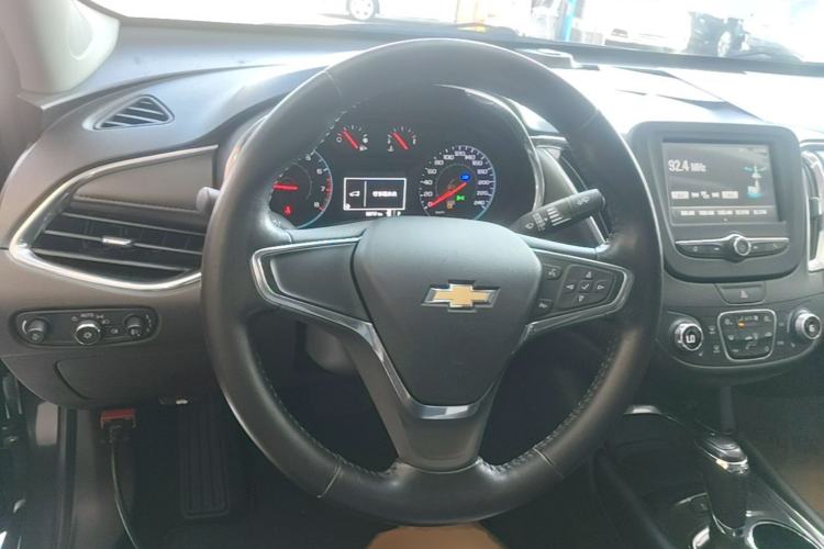 Used Chevrolet Malibu XL 2016 1.5T Dual-Clutch Ruichi Edition Steering Wheel