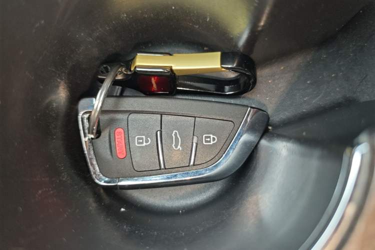Used Chevrolet Malibu XL 2016 1.5T Dual-Clutch Ruichi Edition Vehicle Key