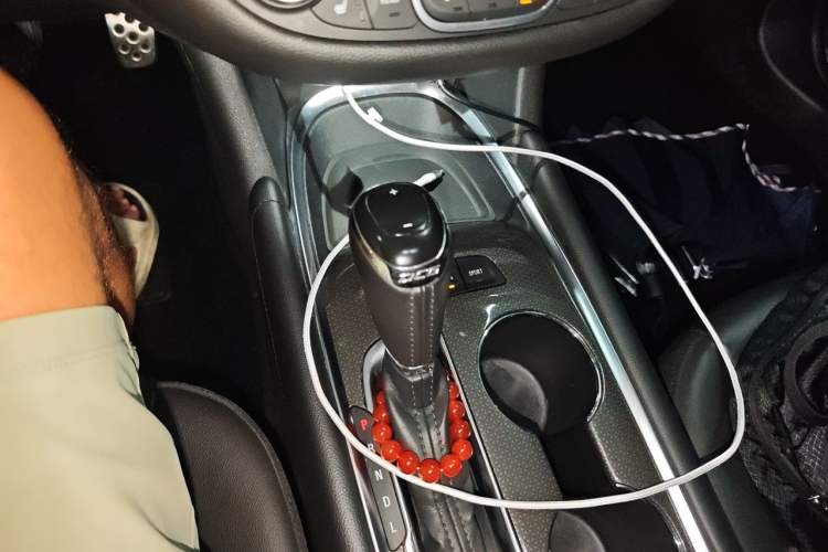 Used Chevrolet Malibu XL 2016 1.5T Dual-Clutch Ruichi Edition Gear Lever