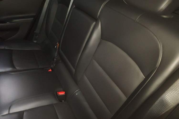 Used Chevrolet Malibu XL 2016 1.5T Dual-Clutch Ruichi Edition Left Rear Seat