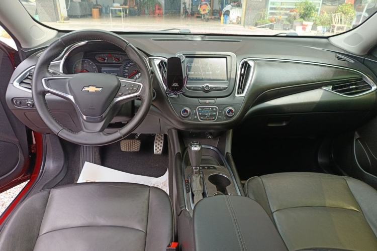 Used Chevrolet Malibu XL 2016 1.5T Dual-Clutch Ruichi Edition Center Console
