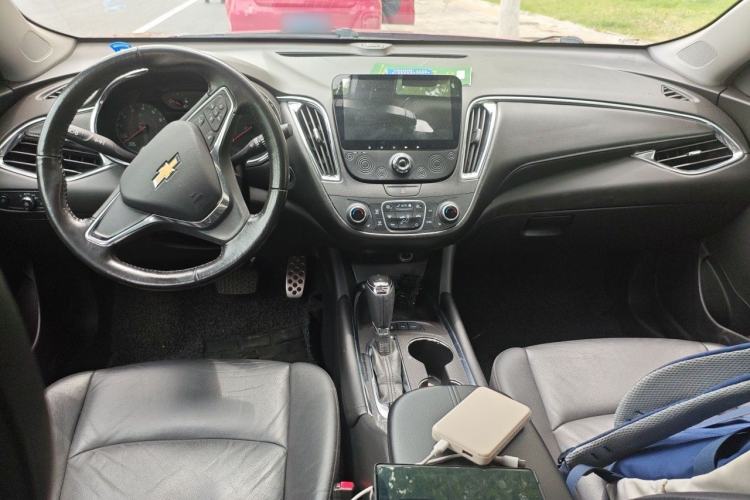 Used Chevrolet Malibu XL 2016 1.5T Dual-Clutch Ruichi Edition Center Console