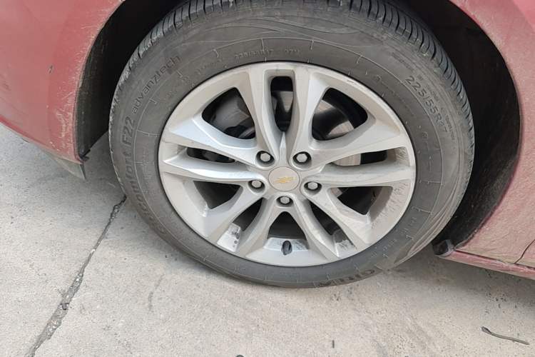Used Chevrolet Malibu XL 2016 2.5L Automatic RuiShang Version Left Front Wheel Hub