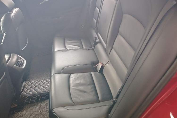 Used Chevrolet Malibu XL 2016 1.5T Dual-Clutch Ruichi Edition Left Rear Seat