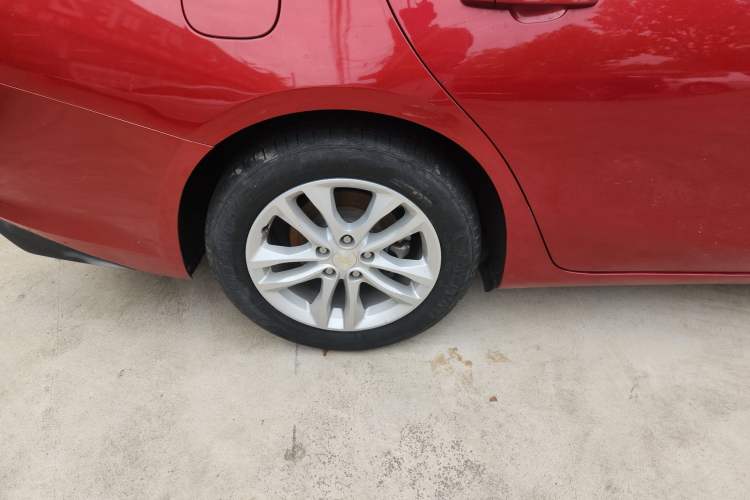 Used Chevrolet Malibu XL 2016 1.5T Dual-Clutch Ruichi Edition Right Rear Wheel Hub