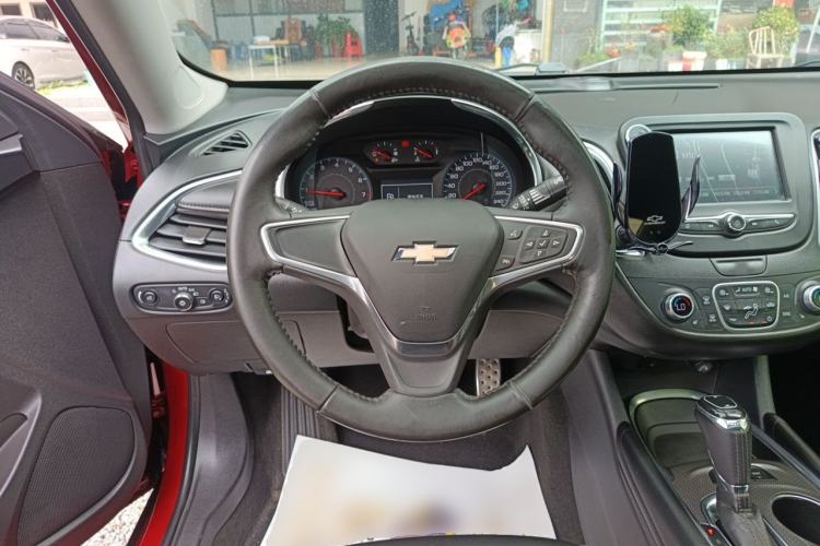 Used Chevrolet Malibu XL 2016 1.5T Dual-Clutch Ruichi Edition Steering Wheel