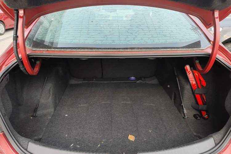 Used Chevrolet Malibu XL 2016 2.5L Automatic RuiShang Version Trunk