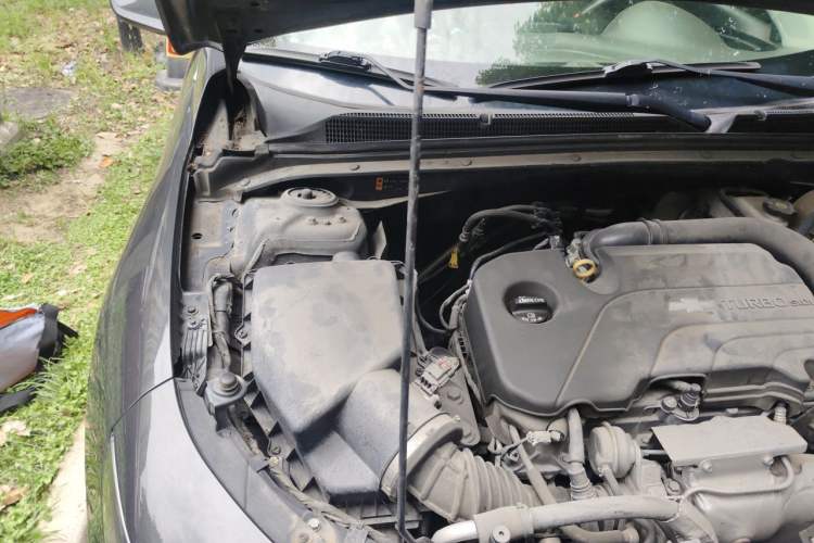 Used Chevrolet Malibu XL 2016 1.5T Dual-Clutch Ruichi Edition Engine Bay Right