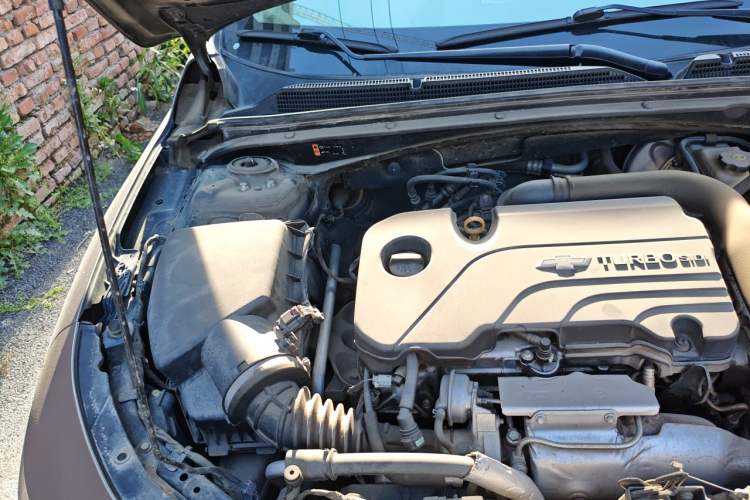 Used Chevrolet Malibu XL 2016 1.5T Dual-Clutch Ruichi Edition Engine Bay Right