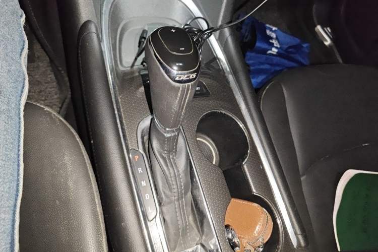 Used Chevrolet Malibu XL 2016 1.5T Dual-Clutch Ruichi Edition Gear Lever