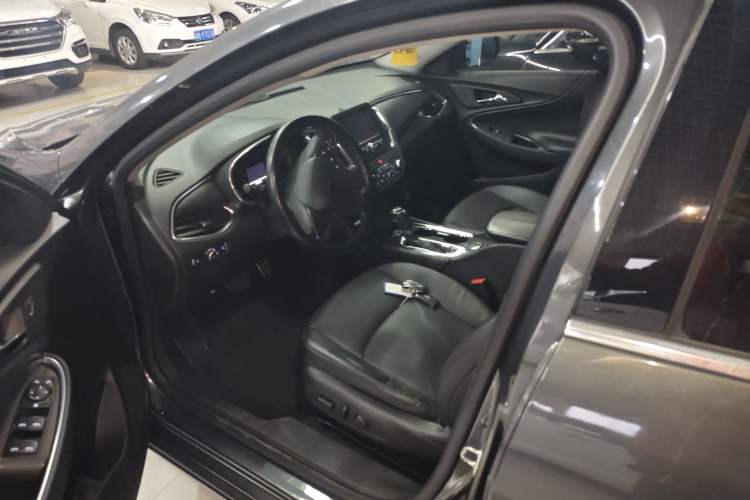 Used Chevrolet Malibu XL 2016 1.5T Dual-Clutch Ruichi Edition Left Front Seat