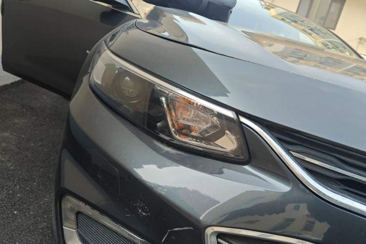 Used Chevrolet Malibu XL 2016 1.5T Dual-Clutch Ruibao Edition Right Front Headlight