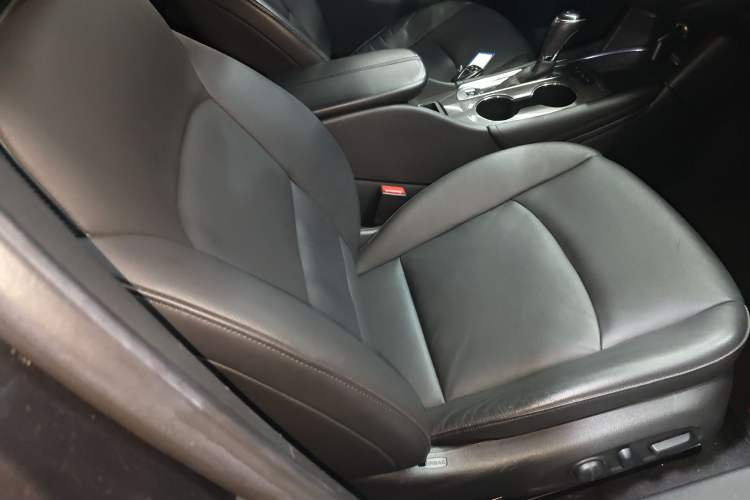 Used Chevrolet Malibu XL 2016 1.5T Dual-Clutch Ruichi Edition Right Front Seat