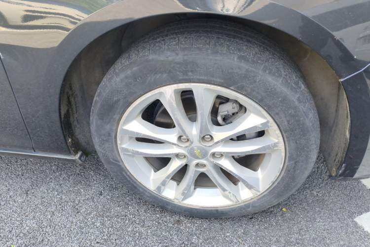 Used Chevrolet Malibu XL 2016 1.8L Full Hybrid Ruishang Edition Right Front Wheel Hub