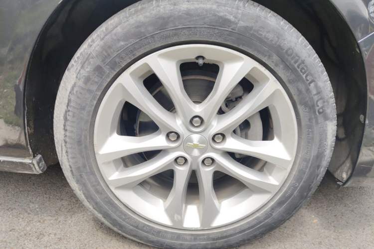 Used Chevrolet Malibu XL 2016 1.5T Dual-Clutch Ruichi Edition Right Front Wheel Hub
