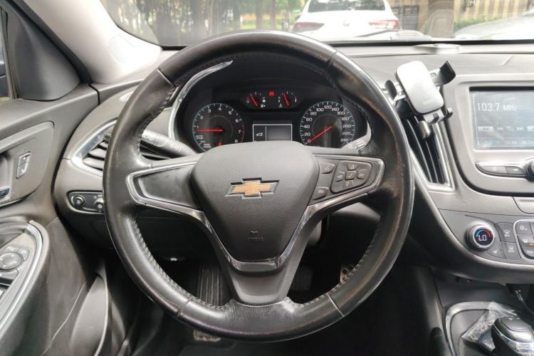 Used Chevrolet Malibu XL 2016 1.5T Dual-Clutch Ruichi Edition Steering Wheel