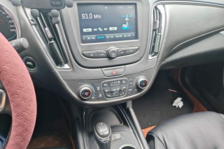 Used Chevrolet Malibu XL 2016 1.5T Dual-Clutch Ruichi Edition Audio And AC Panel