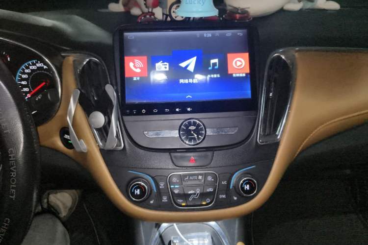 Used Chevrolet Malibu XL 2016 1.5T Dual-Clutch Ruichi Edition Audio And AC Panel