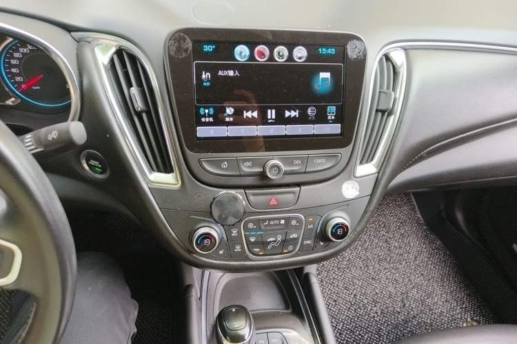 Used Chevrolet Malibu XL 2016 1.5T Dual-Clutch Ruibao Edition Audio And AC Panel