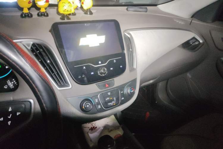 Used Chevrolet Malibu XL 2016 1.5T Dual-Clutch Enjoyment Edition Audio And AC Panel