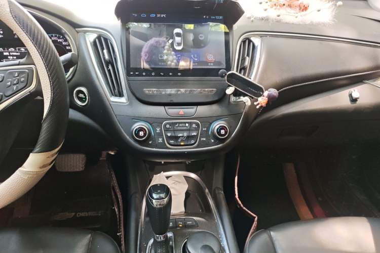 Used Chevrolet Malibu XL 2016 1.5T Dual-Clutch Ruichi Edition Audio And AC Panel