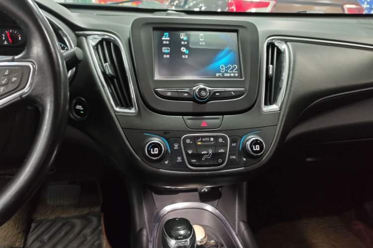 Used Chevrolet Malibu XL 2016 1.5T Dual-Clutch Ruichi Edition Audio And AC Panel