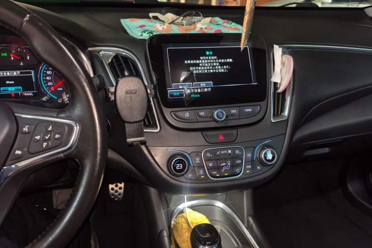 Used Chevrolet Malibu XL 2016 2.5L Automatic RuiShang Version Audio And AC Panel