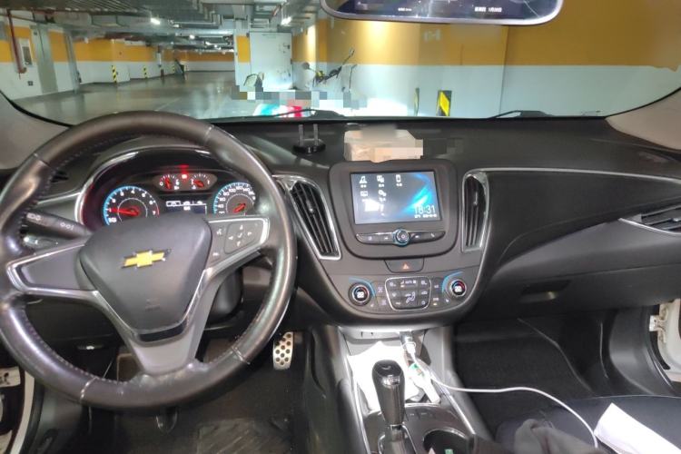 Used Chevrolet Malibu XL 2016 1.5T Dual-Clutch Ruichi Edition Center Console
