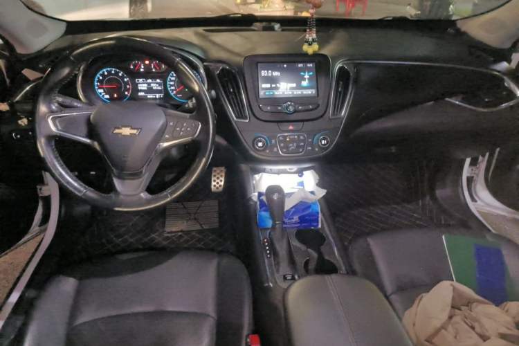 Used Chevrolet Malibu XL 2016 1.5T Dual-Clutch Ruichi Edition Center Console