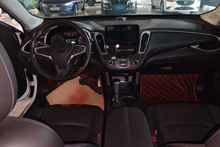 Used Chevrolet Malibu XL 2016 1.5T Dual-Clutch Ruichi Edition Center Console