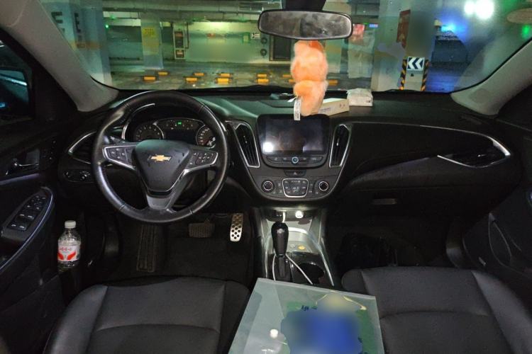 Used Chevrolet Malibu XL 2016 1.5T Dual-Clutch Ruibao Edition Center Console