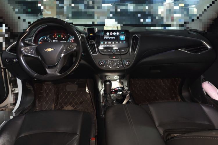 Used Chevrolet Malibu XL 2016 1.5T Dual-Clutch RuiShang Edition Center Console