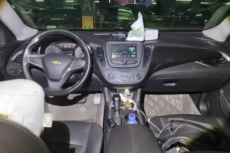 Used Chevrolet Malibu XL 2016 1.5T Dual-Clutch Ruichi Edition Center Console