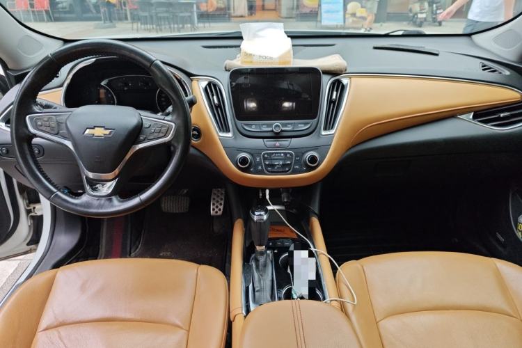 Used Chevrolet Malibu XL 2016 1.5T Dual-Clutch Ruibao Edition Center Console