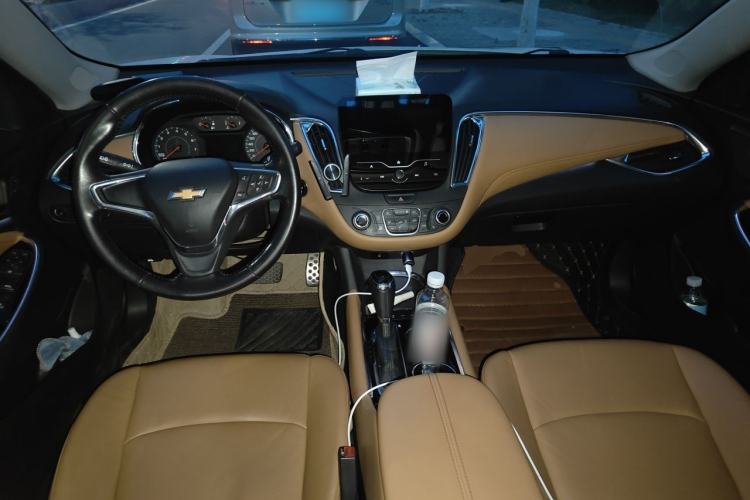 Used Chevrolet Malibu XL 2016 1.5T Dual-Clutch Ruichi Edition Center Console