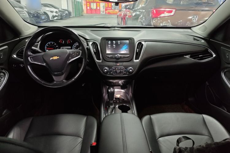 Used Chevrolet Malibu XL 2016 1.5T Dual-Clutch Ruichi Edition Center Console