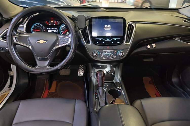 Used Chevrolet Malibu XL 2016 1.5T Dual-Clutch Ruichi Edition Center Console