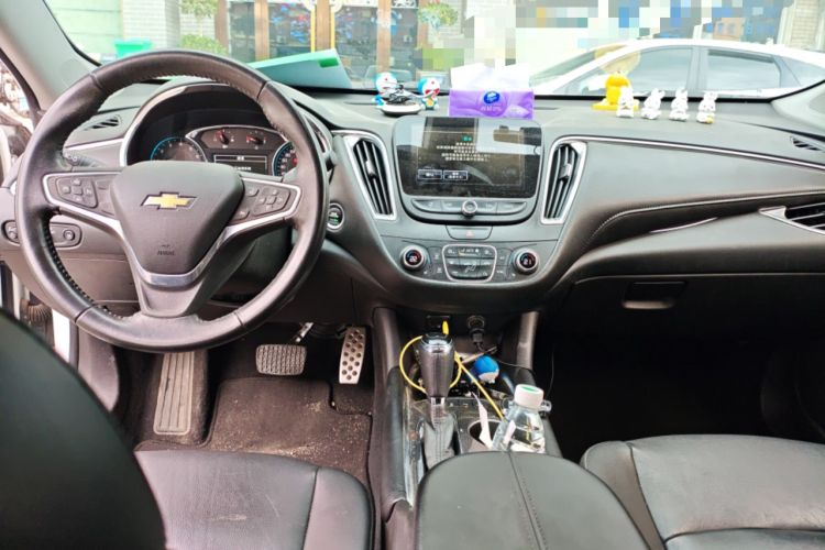 Used Chevrolet Malibu XL 2016 1.5T Dual-Clutch RuiShang Edition Center Console