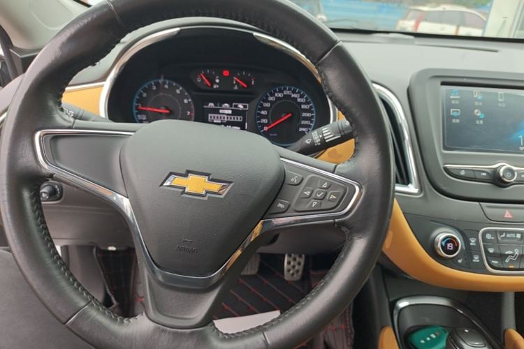 Used Chevrolet Malibu XL 2016 1.5T Dual-Clutch Ruichi Edition Center Console